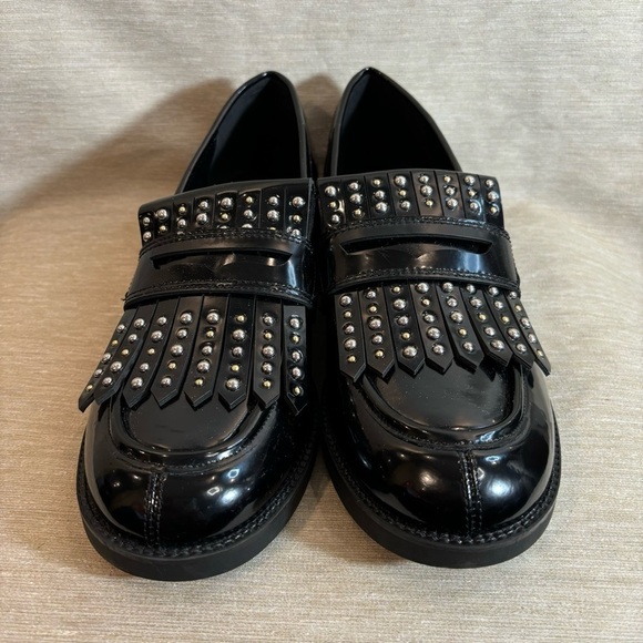 DESIGN CONCEPT STUDIO Sz 10 Studded Round Toe Slip On Patent Leather Loafers - Picture 2 of 10